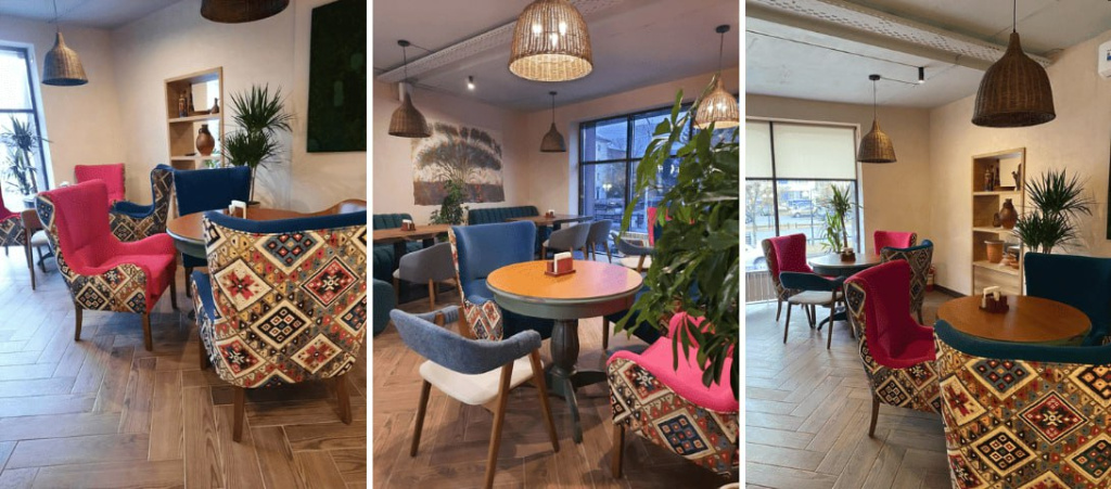 Вольтеровское кресло в зале ресторана в восточном стиле.jpg